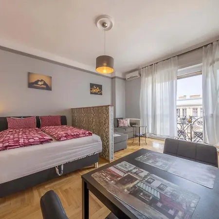 Apartment Astoria Balcony Budapest